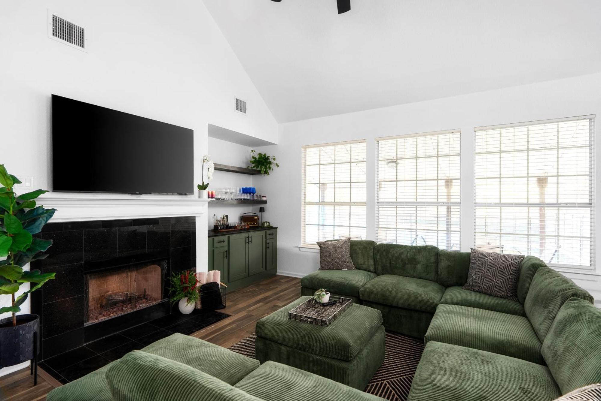 Stunning Family Home With Pool & Hot Tub - Sleeps 17 Pflugerville Exterior foto